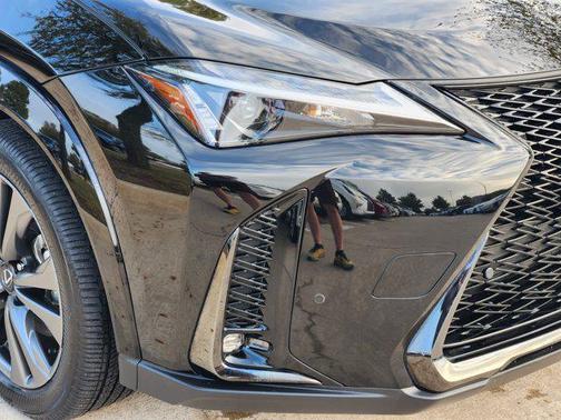 2025 Lexus UX 300h F SPORT Handling