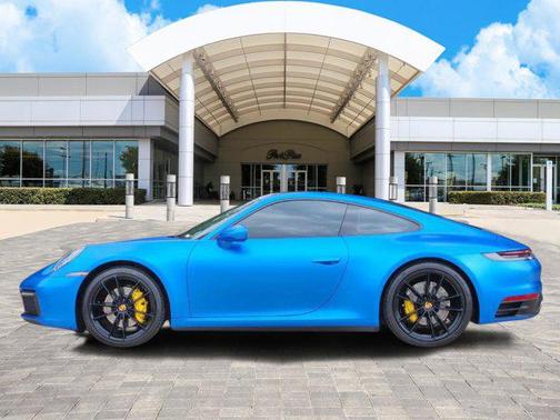 2021 Porsche 911 Carrera