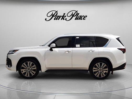 Eminent White Pearl 2026 Lexus LX 600 Luxury