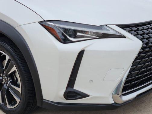 2022 Lexus UX 200 Base