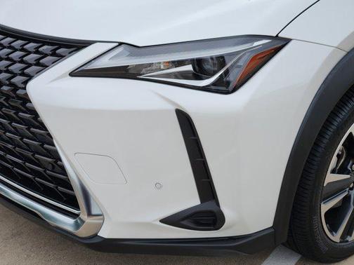 2022 Lexus UX 200 Base