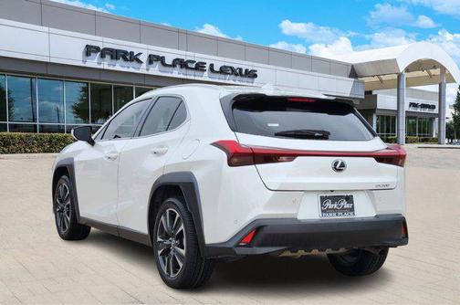 2022 Lexus UX 200 Base