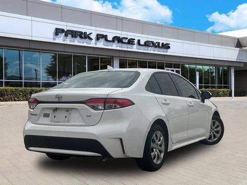 2020 Toyota Corolla LE