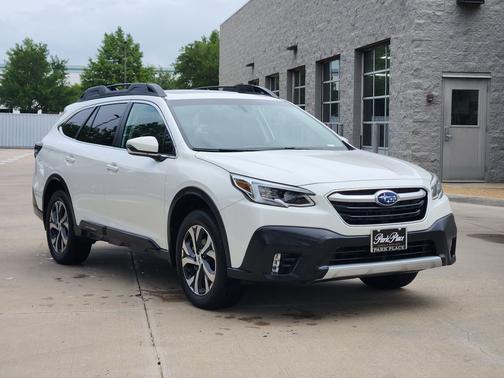 Crystal White Pearl 2021 Subaru Outback Limited