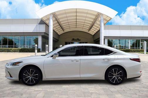 2025 Lexus ES 350 Base