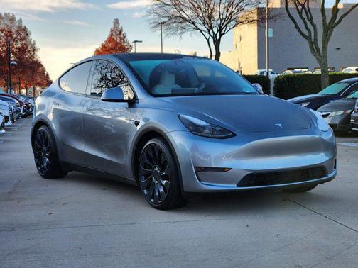 2024 Tesla Model Y Performance Dual Motor All-Wheel Drive