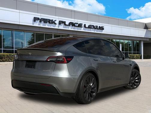 2024 Tesla Model Y Performance Dual Motor All-Wheel Drive