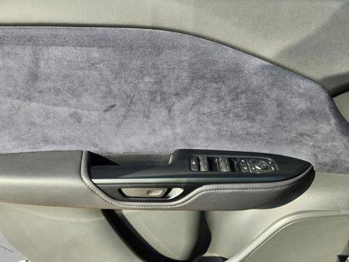 Eminent White Pearl 2023 Lexus RZ 450e Luxury