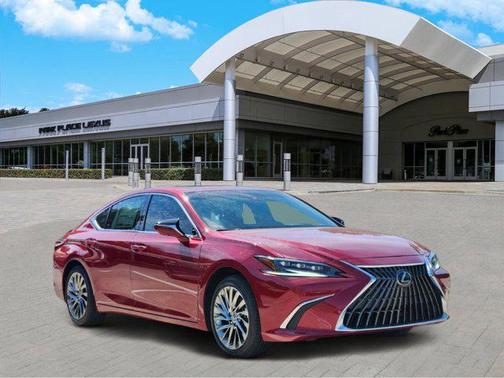 2025 Lexus ES 300h Ultra Luxury