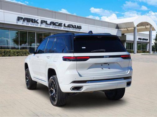 2023 Jeep Grand Cherokee 4xe Summit Reserve