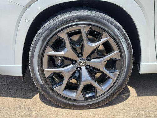 2025 Lexus TX 500h F SPORT Premium