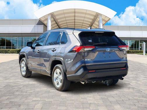 2020 Toyota RAV4 Hybrid LE