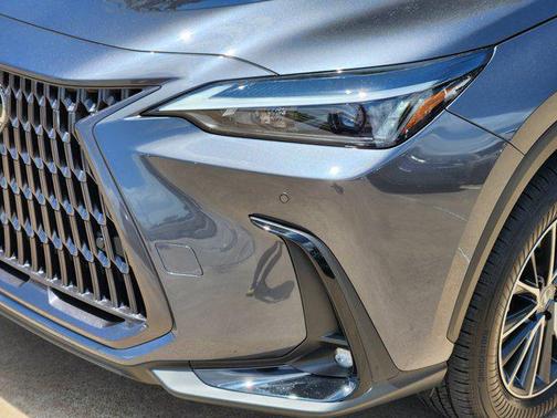 2025 Lexus NX 350h Premium