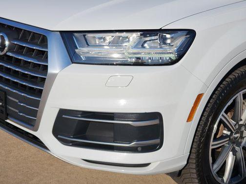 2019 Audi Q7 45 Premium Plus