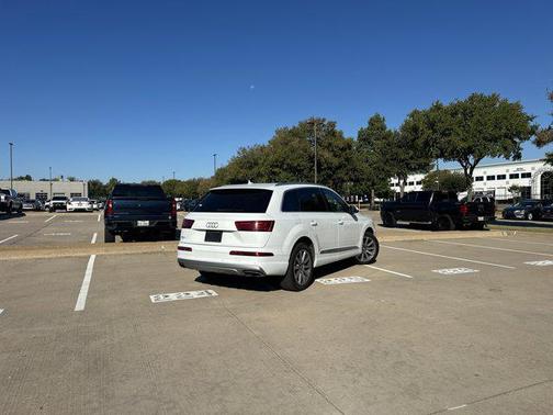 2019 Audi Q7 45 Premium Plus