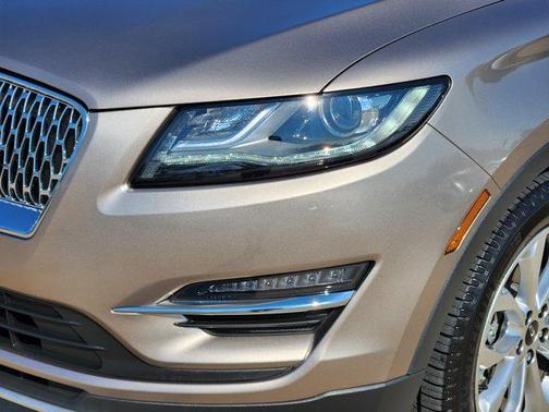 2019 Lincoln MKC Select