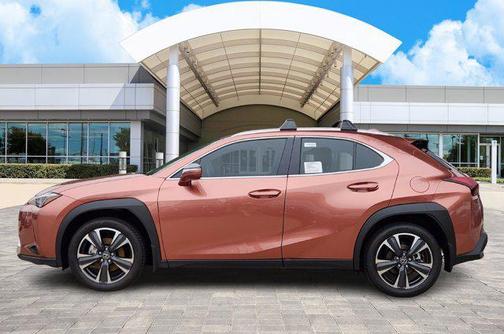2025 Lexus UX 300h Base