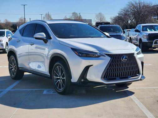 2024 Lexus NX 250 Premium