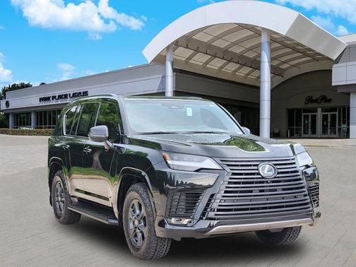 2025 Lexus LX 700h Overtrail