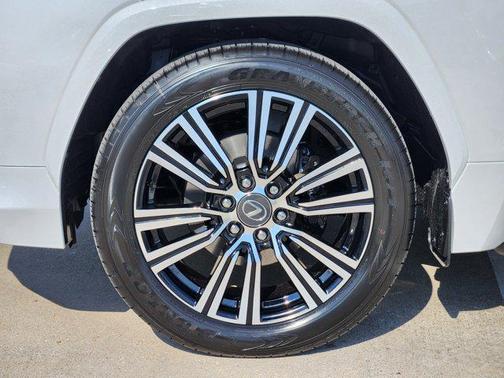 2026 Lexus LX 600 Luxury