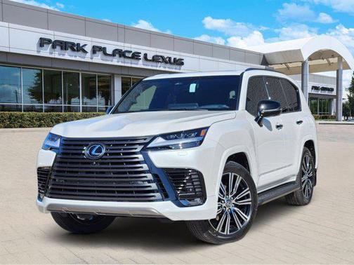 2026 Lexus LX 700h Luxury