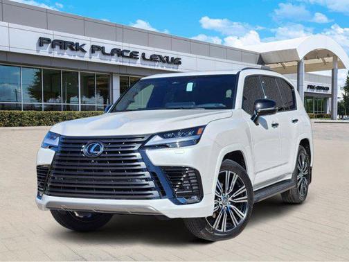 2026 Lexus LX 700h Luxury