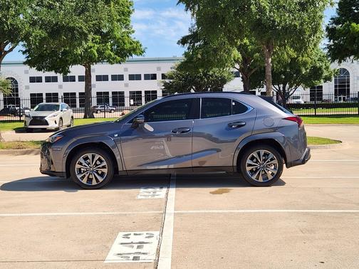 Obsidian 2024 Lexus UX 250h F Sport