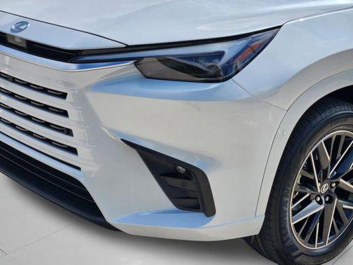 Wind Chill Pearl 2026 Lexus TX 350 Premium
