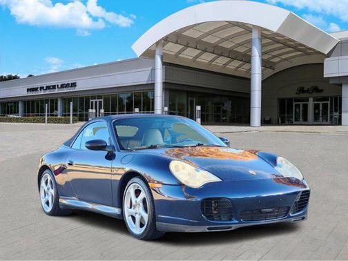 2004 Porsche 911 Carrera 4S