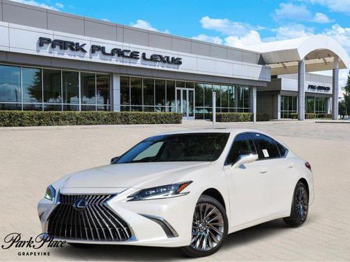 2025 Lexus ES 300h Ultra Luxury