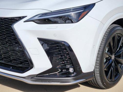 2026 Lexus NX 450h+ F SPORT Handling