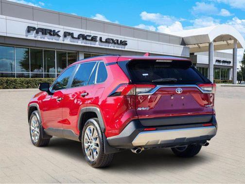 2022 Toyota RAV4 Limited