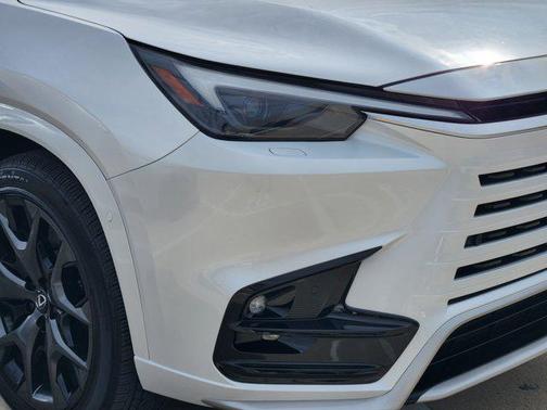 2025 Lexus TX 500h F SPORT Premium