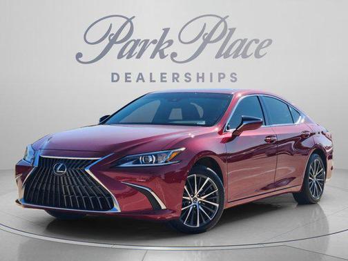 Matador Red Mica 2025 Lexus ES 300h Premium