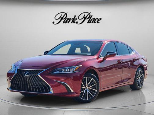 Matador Red Mica 2025 Lexus ES 300h Premium