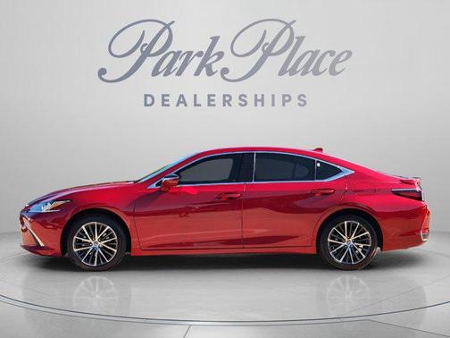 Matador Red Mica 2025 Lexus ES 300h Premium