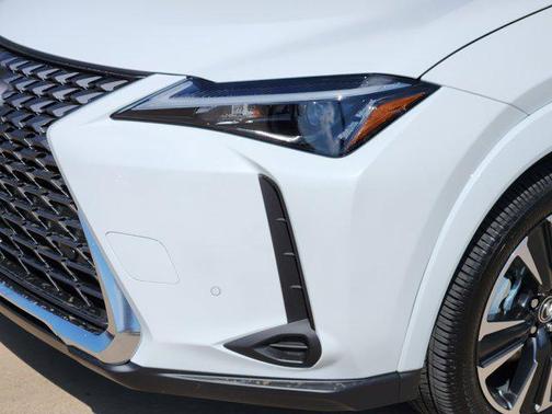 Ultra White 2026 Lexus UX 300h Premium