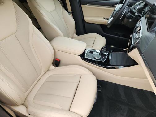 White Metallic 2022 BMW X3 sDrive30i
