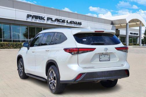 2020 Toyota Highlander XLE