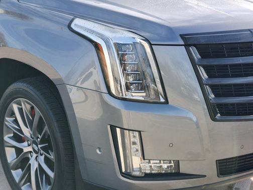 2020 Cadillac Escalade ESV Premium Luxury