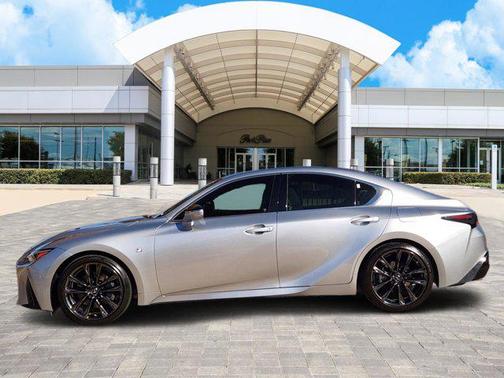 2022 Lexus IS 350 Base