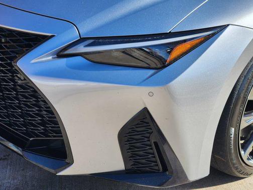 2022 Lexus IS 350 Base