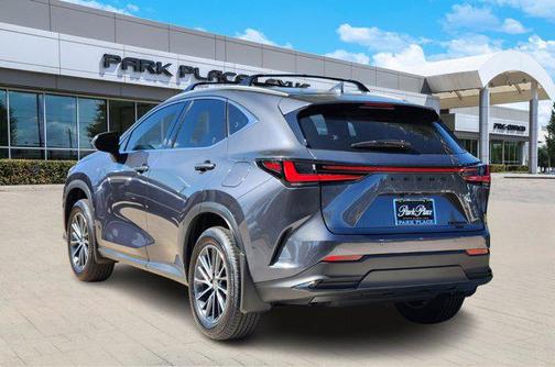 2025 Lexus NX 350h Premium