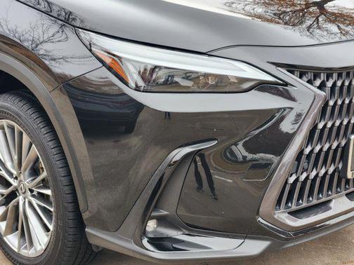 2022 Lexus NX 350h Premium