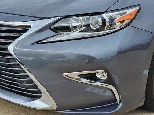 2017 Lexus ES 350 Base