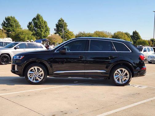 2023 Audi Q7 55 Premium Plus