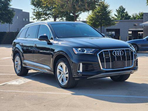2023 Audi Q7 55 Premium Plus
