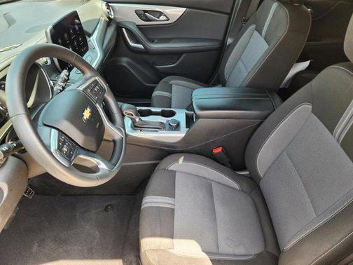Summit White 2023 Chevrolet Blazer 2LT