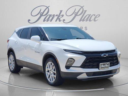 Summit White 2023 Chevrolet Blazer 2LT