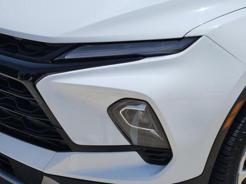 Summit White 2023 Chevrolet Blazer 2LT